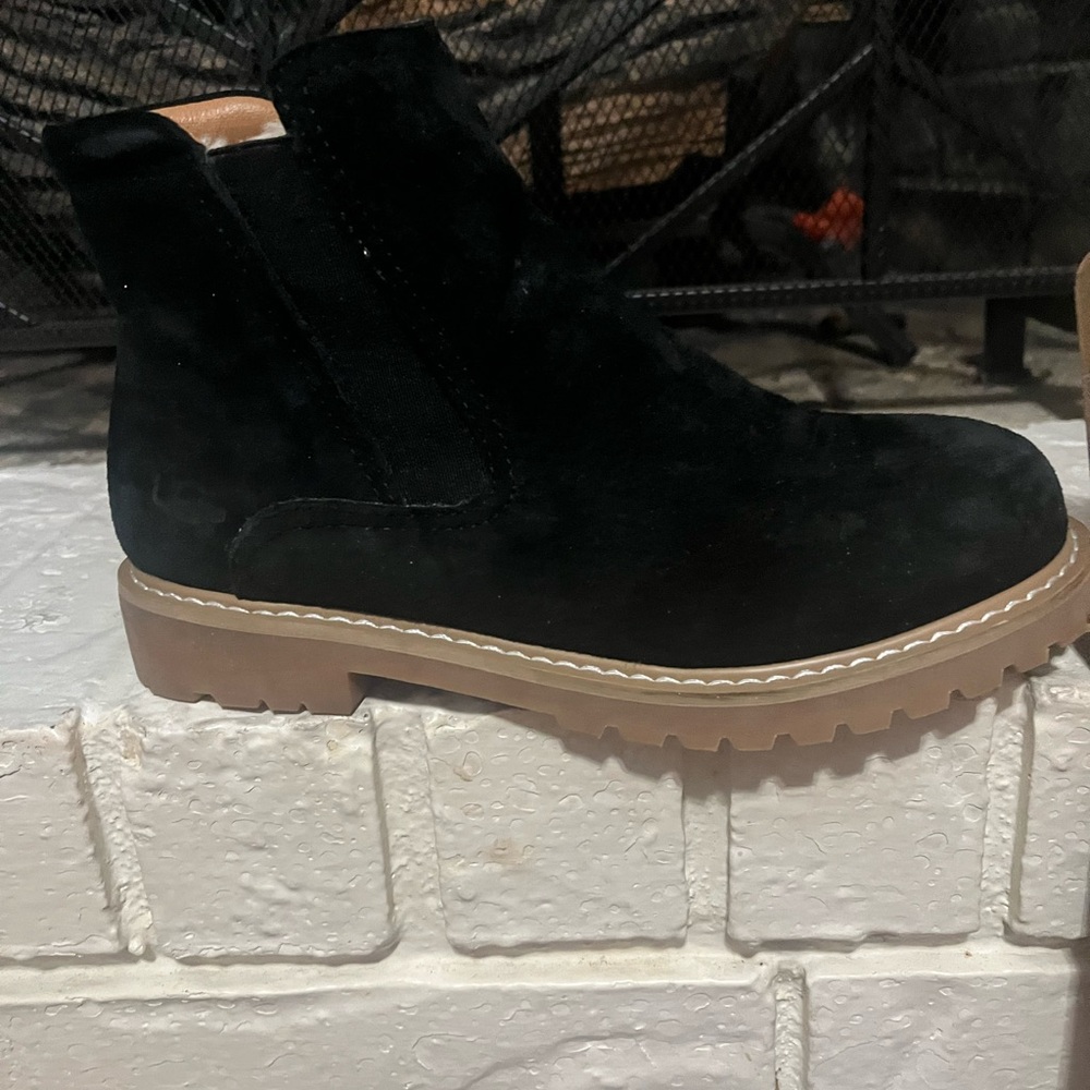 Stylish Black Suede Ankle Boots with Tan Sole